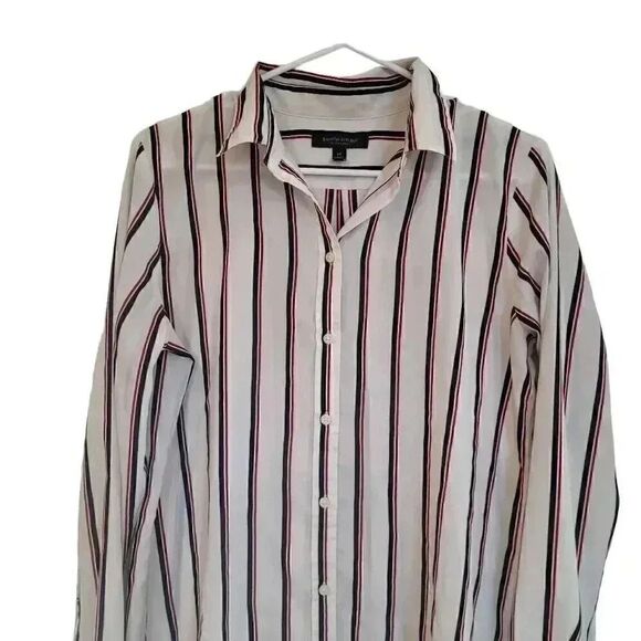 Banana Republic Women's White/Navy/Red Striped Poly Button Down Dillon Shirt - Picture 4 of 10